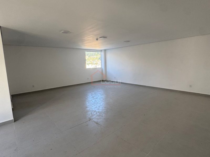 LOGUI IMÓVEIS Sala comercial para locação Manhualu (2)