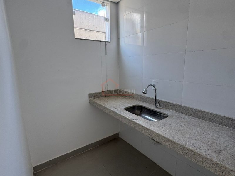 LOGUI IMÓVEIS Sala comercial para locação Manhualu (5)